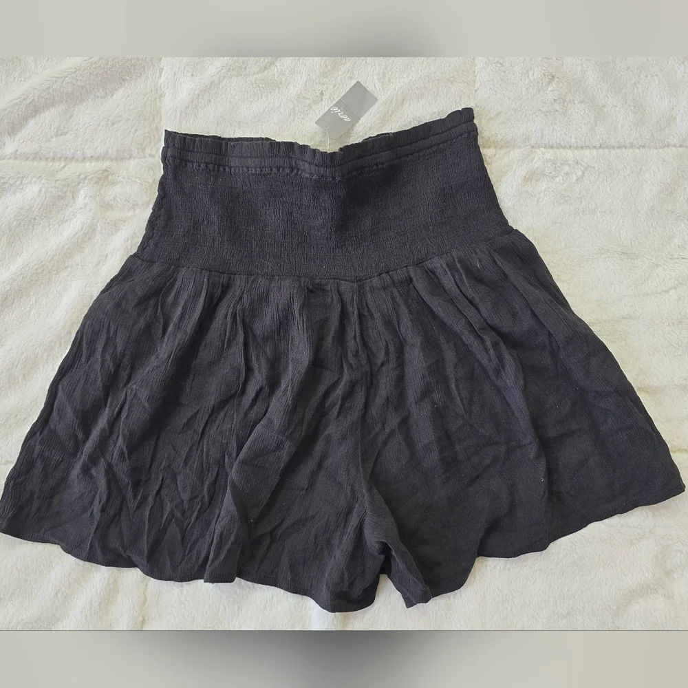 NWT Aerie Black High-Waist Linen Flowy Shorts Size S - Picture 2 of 4